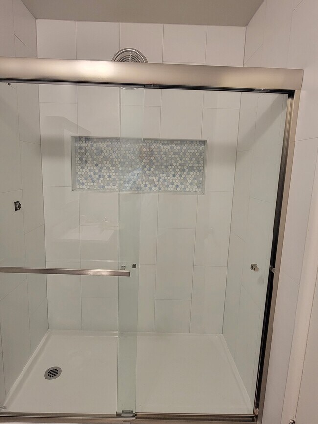 Building Photo - 535 S Cleveland Ave