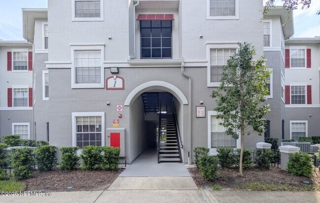 Building Photo - 3591 Kernan Blvd S