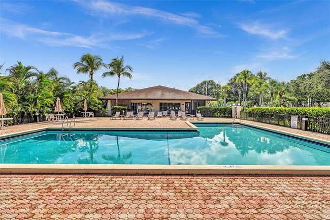 Building Photo - 9487 W McNab Rd