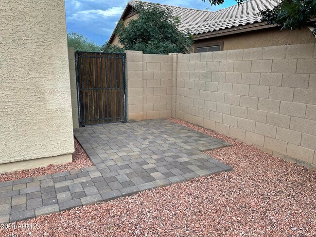 Building Photo - 25774 N Desert Mesa Dr