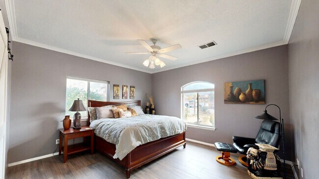 Building Photo - Move in Special Luxury 4 bedroom 4.5 bathr...