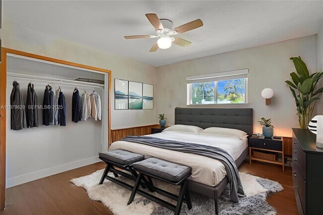 Building Photo - 16000 N Miami Ave