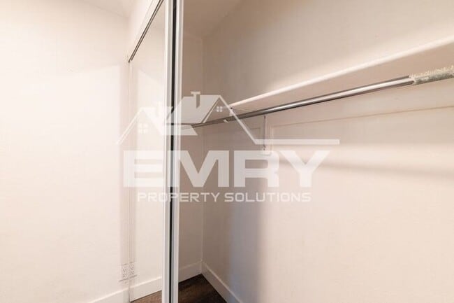 Building Photo - Newly 1 bed 1 bath apartment for rent in Firestone Blv Norwalk California