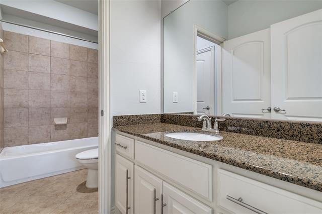 Building Photo - 8237 Inverness