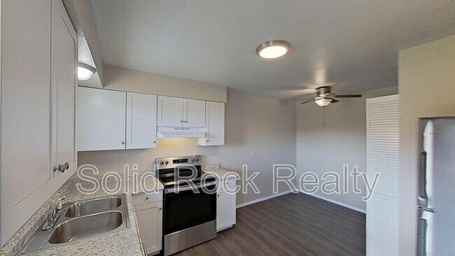 Building Photo - 1027 Westmoreland Rd