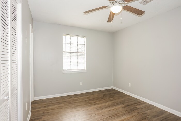 Building Photo - 3436 Gary Cir