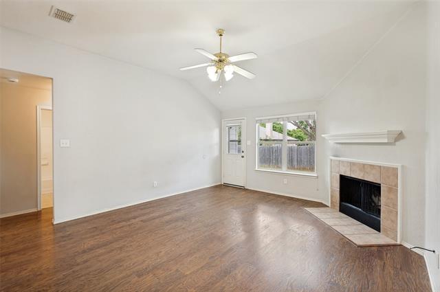 Building Photo - 3705 Hermalinda Dr