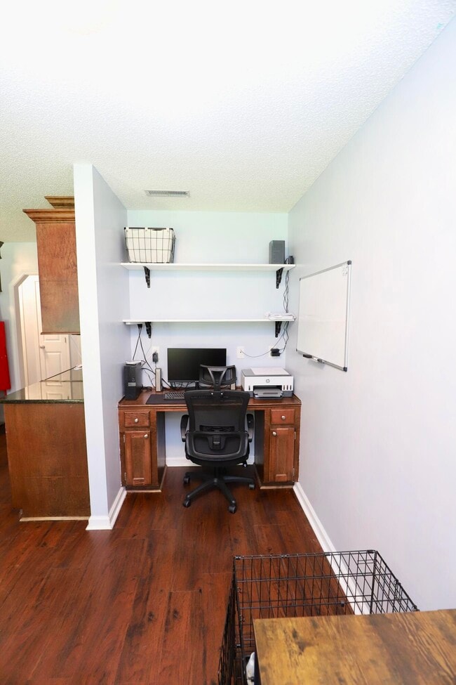 Building Photo - 4370 Excursion Dr