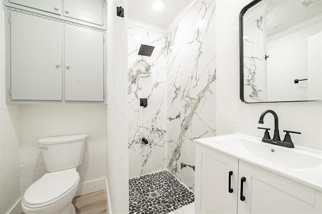 Building Photo - 303 N 2nd St