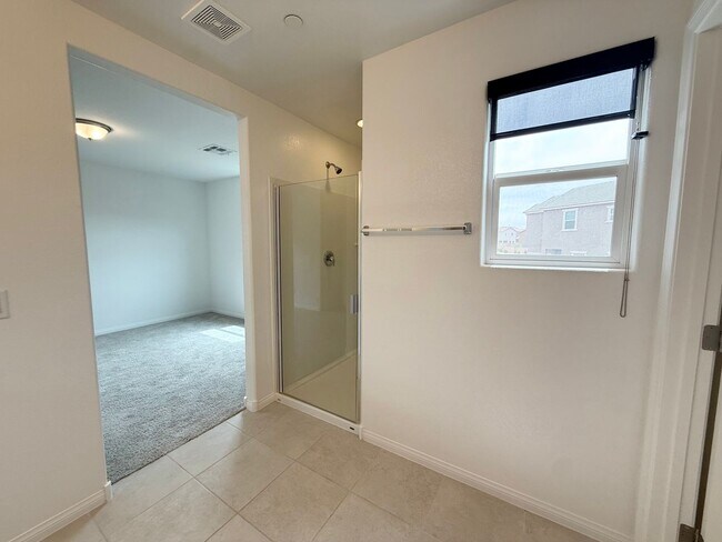 Building Photo - Brand-New 4-Bedroom Home in Cadence with Mountain Views & Modern Upgrades