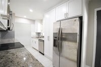 Building Photo - 3513 Hanover Ln