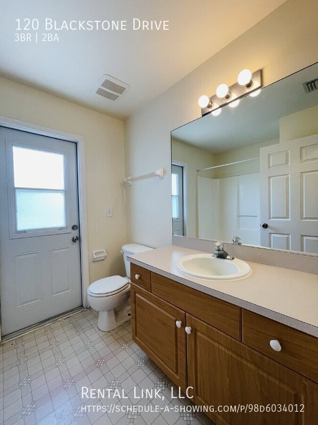 Building Photo - 120 Blackstone Dr