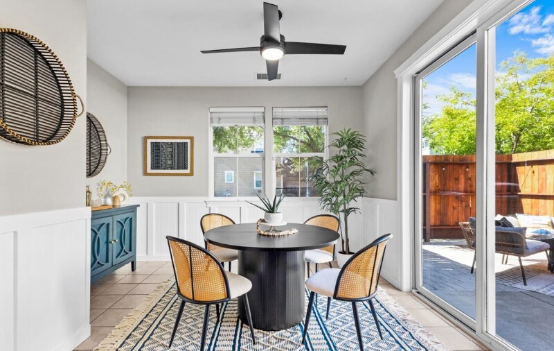 Building Photo - 2455 Prairie Ln