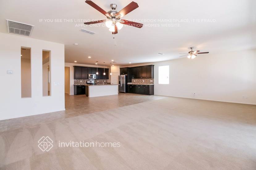 Building Photo - 22475 E Avenida Del Valle Ct