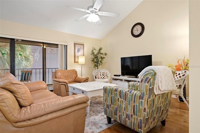 Building Photo - SEASONAL TROPICAL GETAWAY!