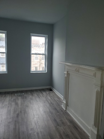 Building Photo - 1049 Brantley Ave