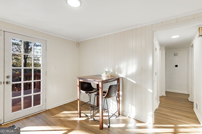 Building Photo - 920 Vfw Dr