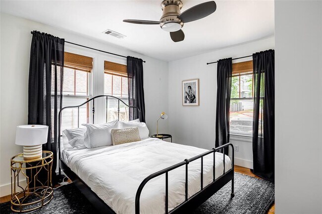 Building Photo - 1504 Treadwell St