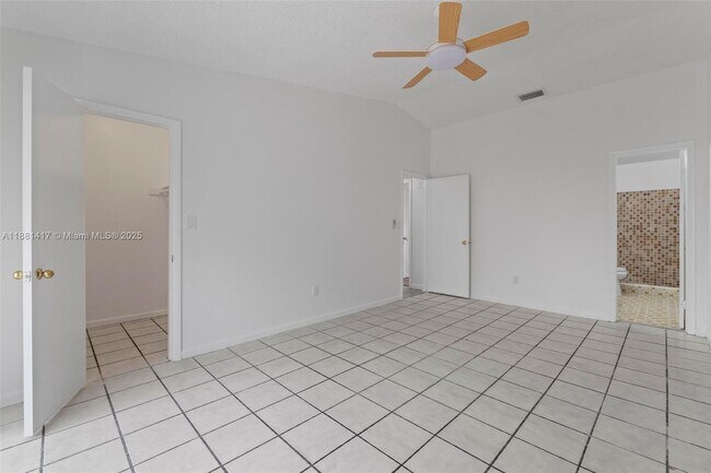 Building Photo - 10387 SW 209th Ln