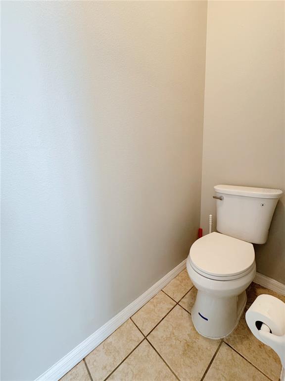 Building Photo - 5004 Alavista Dr
