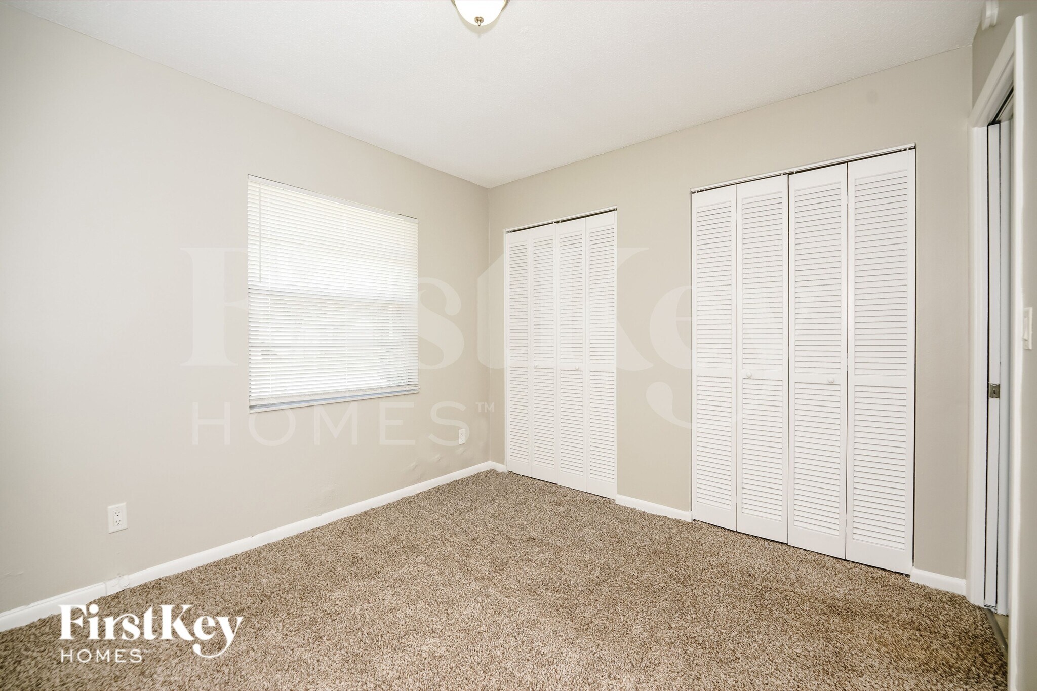 Building Photo - 1337 Mardrake Rd