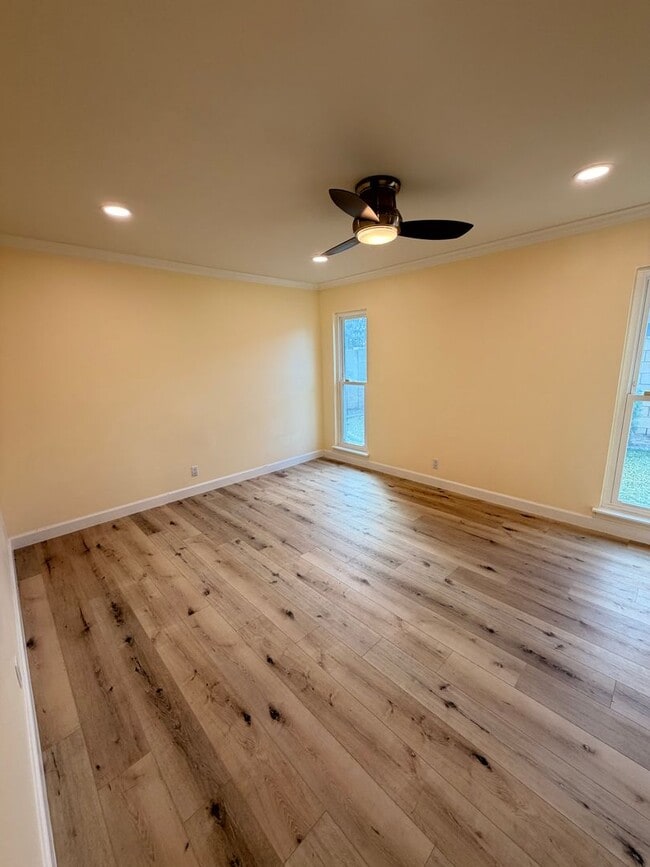 Building Photo - Remodeled 3 Bedroom Cerritos House For Rent with Central AC!