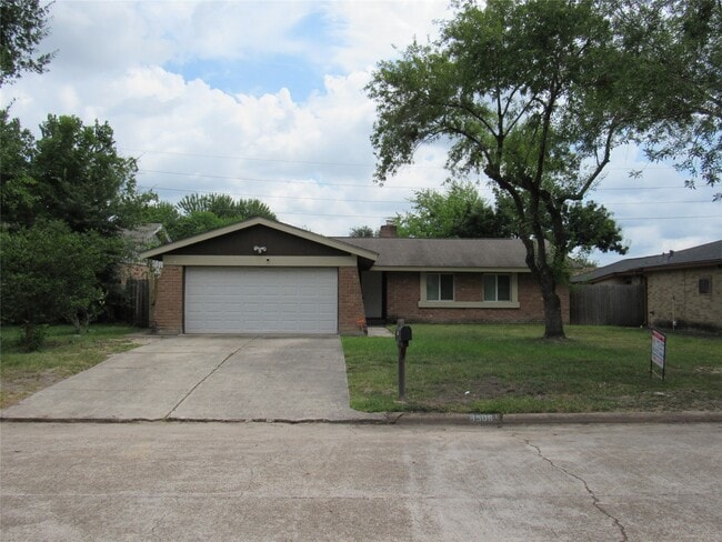 Primary Photo - 8506 Sorrel Dr