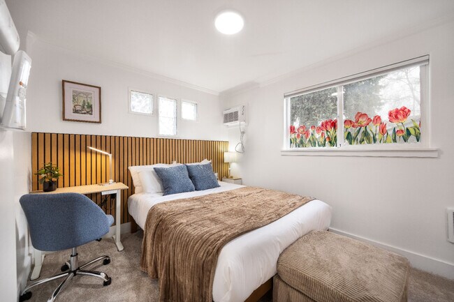 Building Photo - 15 Dravus St