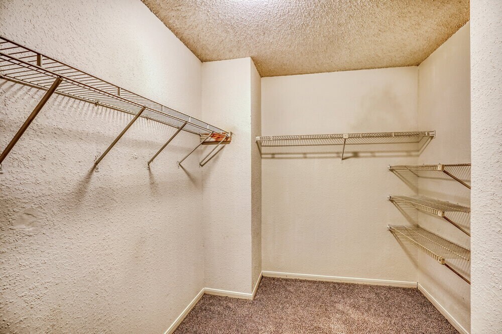 Building Photo - 12723 Ashford Knoll Dr