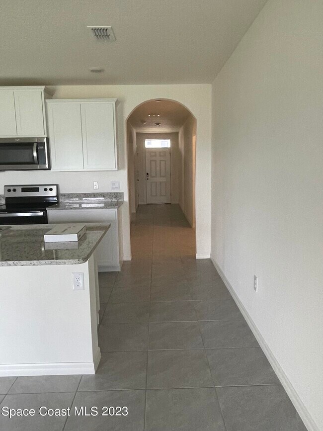 Building Photo - 2194 Farmhouse Rd SE