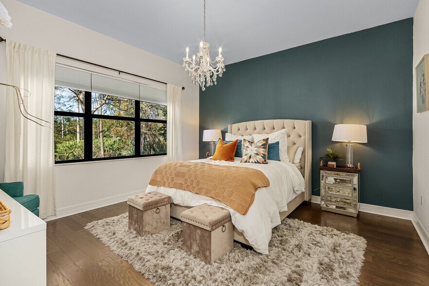 Building Photo - 3063 Hudson Ter