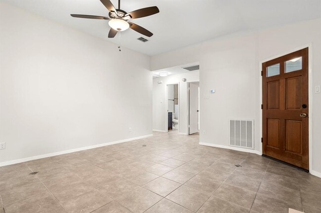 Building Photo - 1709 Whitney Way