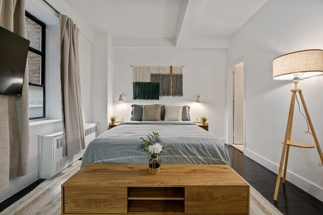 Building Photo - 420 Lexington Ave Ave