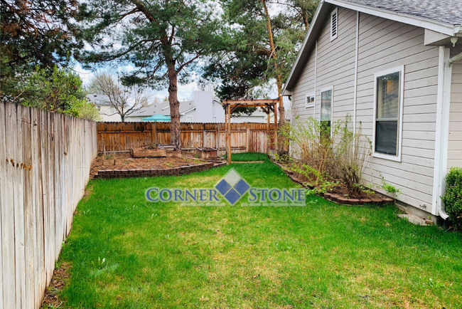 Building Photo - Boise Home with 2 Master Bedrooms!