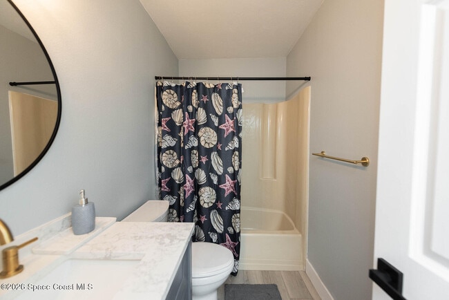 Building Photo - 790 Palm Dr