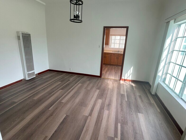 Dining Room - 643 Manchester Ter