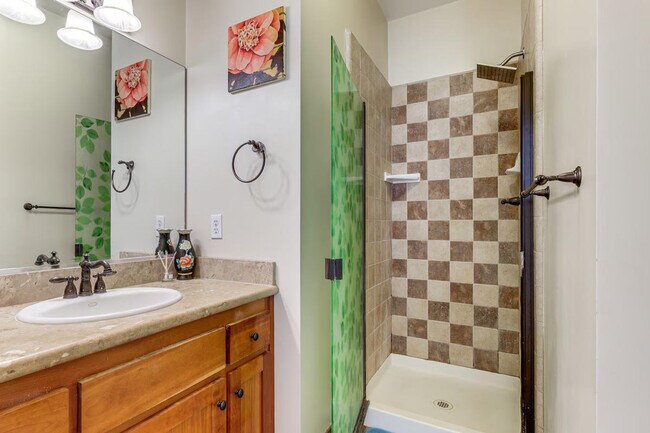 Building Photo - 158 Sierra Pl