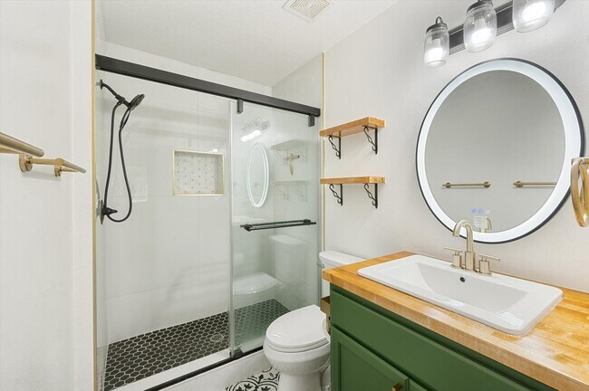 Building Photo - 3500 Briar Bay Blvd