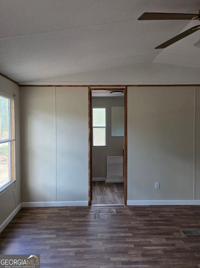 Building Photo - 711 Deloach Ml Rd