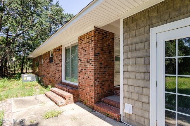 Building Photo - 548 Antietam Dr