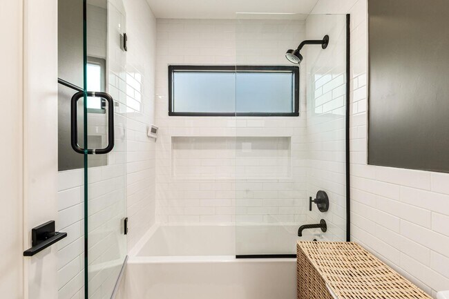 Building Photo - 9917 N 52nd St