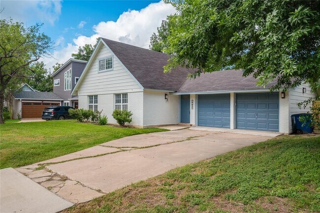 Building Photo - 5504 Coventry Ln