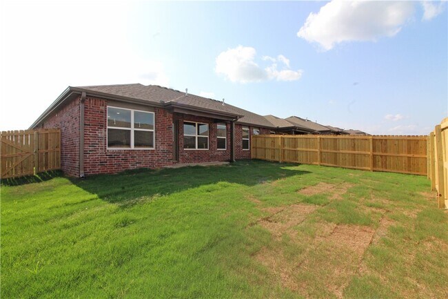 Building Photo - 432 Barbet Dr