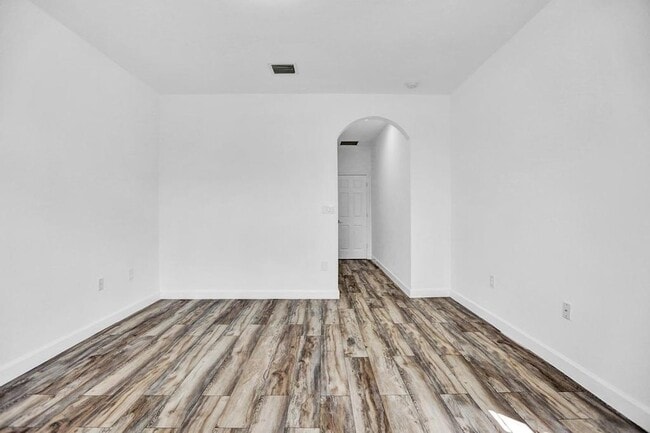 Building Photo - 9081 SW 169th Ct