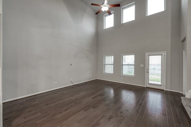 Building Photo - 15331 Westland Gate Dr