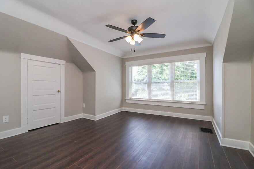 Third Story Bedroom Bedroom 4 - 1634 Elkton Pl
