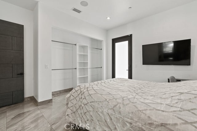 Building Photo - 23143 Leonora Dr