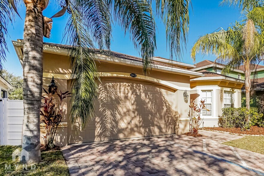 Building Photo - 2913 Bonita Cir