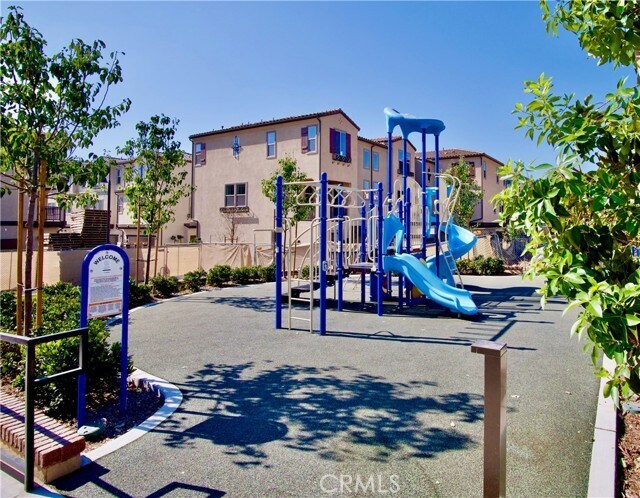 Building Photo - 18303 Iris Ln