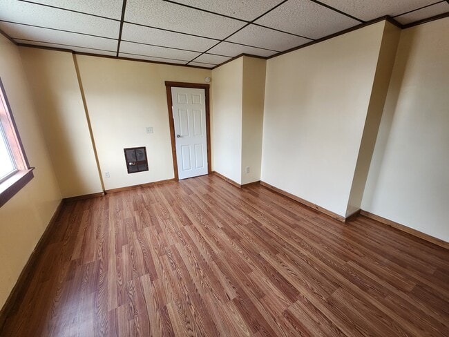 Building Photo - Benjamin st apt#2